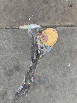 IZZY MORIARTY THOMPSON