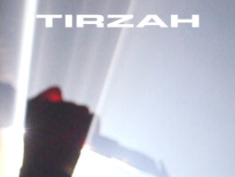 IZZY MORIARTY THOMPSON